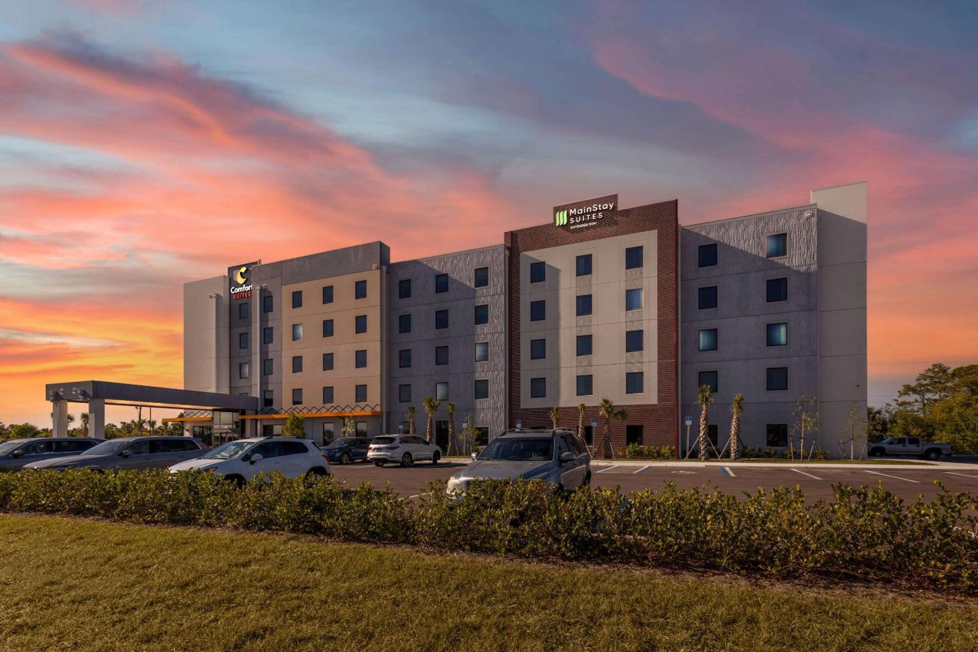 Comfort Suites Fort Myers East I-75 Esterno foto